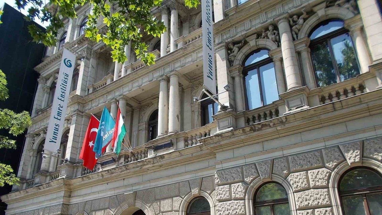 Budapeşte Yunus Emre Enstitüsü çeviri atölyesiyle Türk-Macar kültürünü kelimelerle birleştirecek