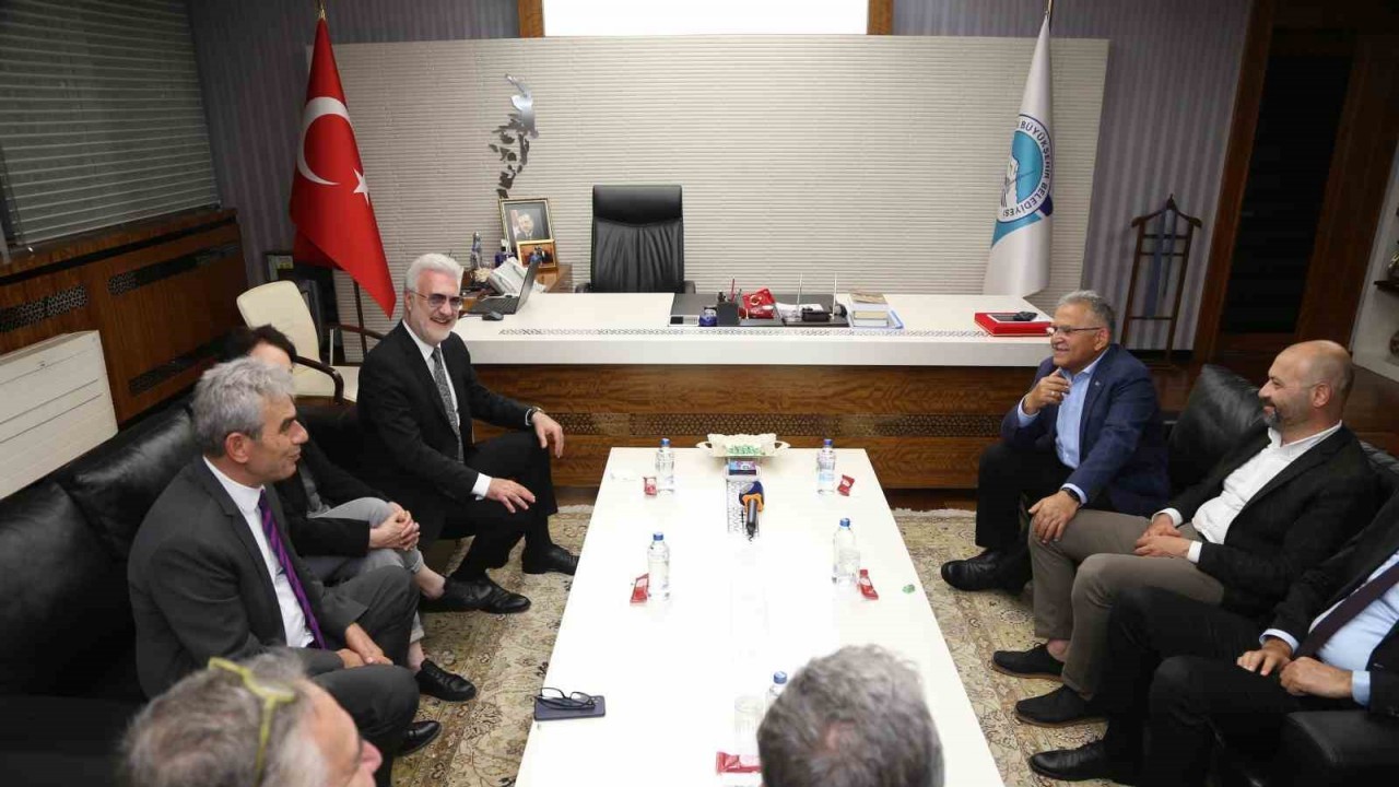 Devlet tiyatroları Genel Müdürü Karadağlı: "Eksiklerimiz var ama onları da hızlı bir şekilde tamamlamaya gayret ediyoruz"