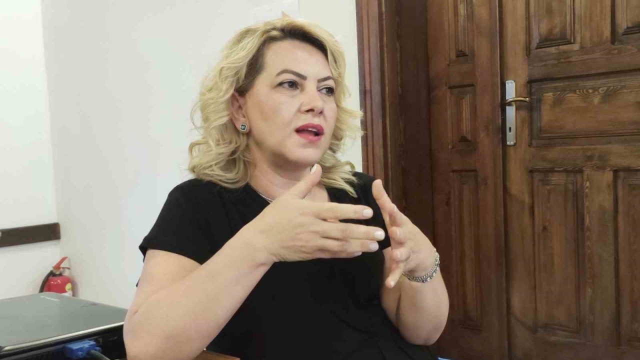 Doç. Dr. Karagöz: “Vücuttaki demir ve B12 vitamin düzeyine bakılmalı”