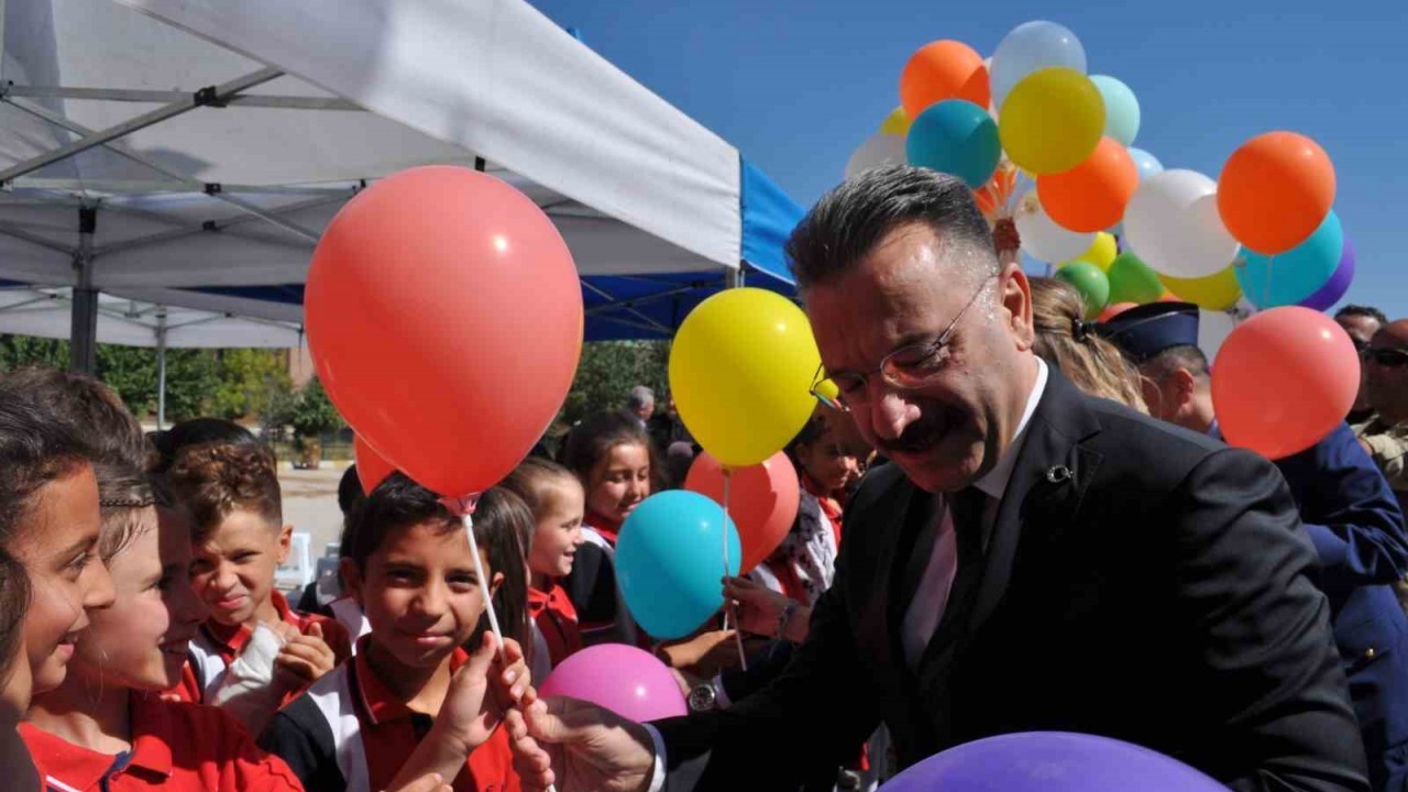 Eskişehir’de öğrenciler okullarına kavuştu