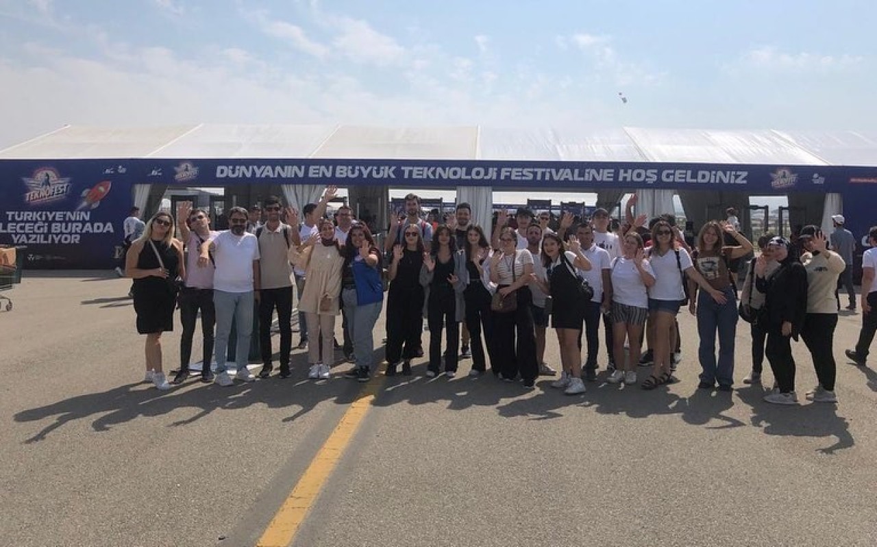 Eskişehirli 200 gençten TEKNOFEST’e ziyaret