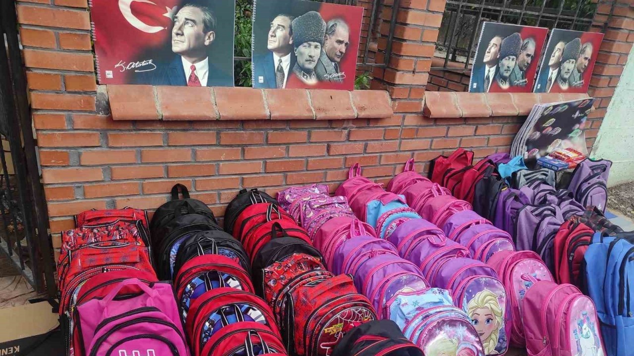 Eskişehirli hayırseverler çocukların okul ihtiyacı için bir araya geldi