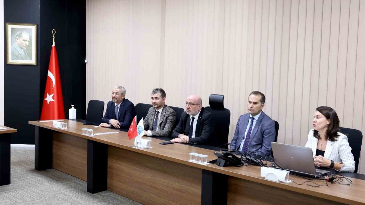 Kayseri Eczacılar Odası’ndan KAYÜ Rektörlüğüne ziyaret