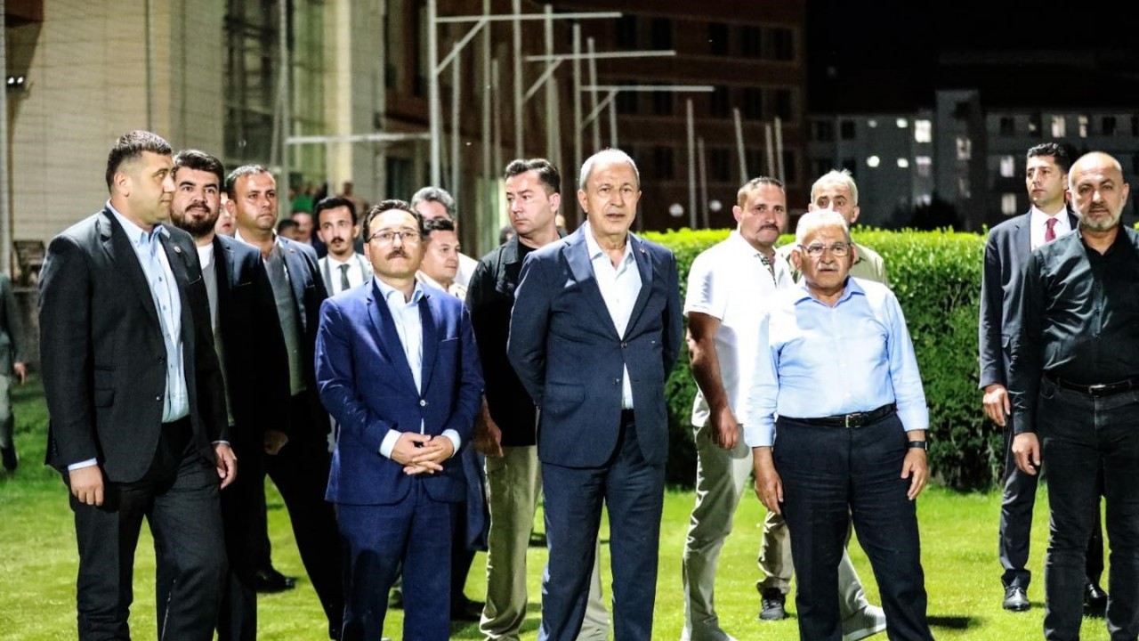 Kayserispor’un yeni teknik direktörü yarın belli olacak