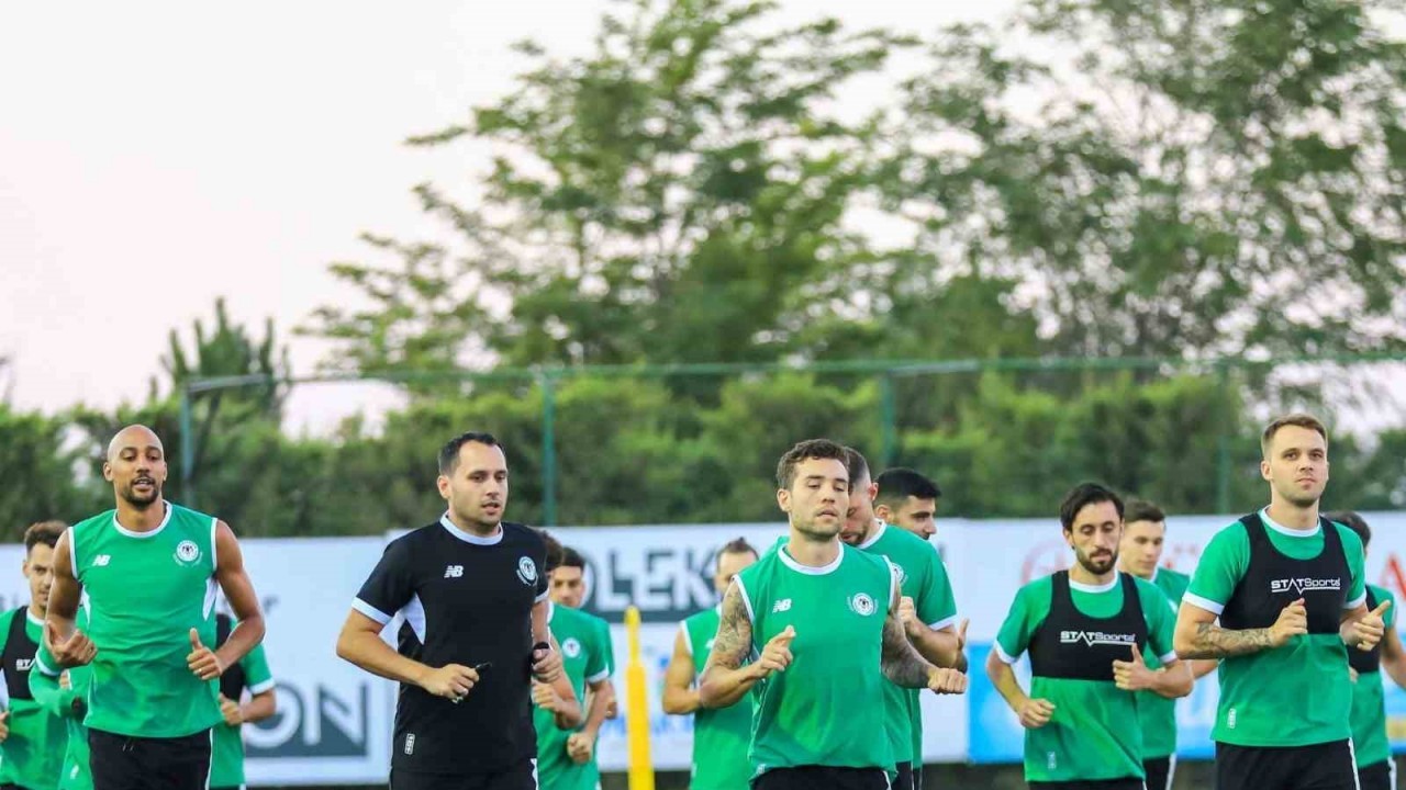 Konyaspor,  Çaykur Rizespor maçı hazırlıklarına başladı