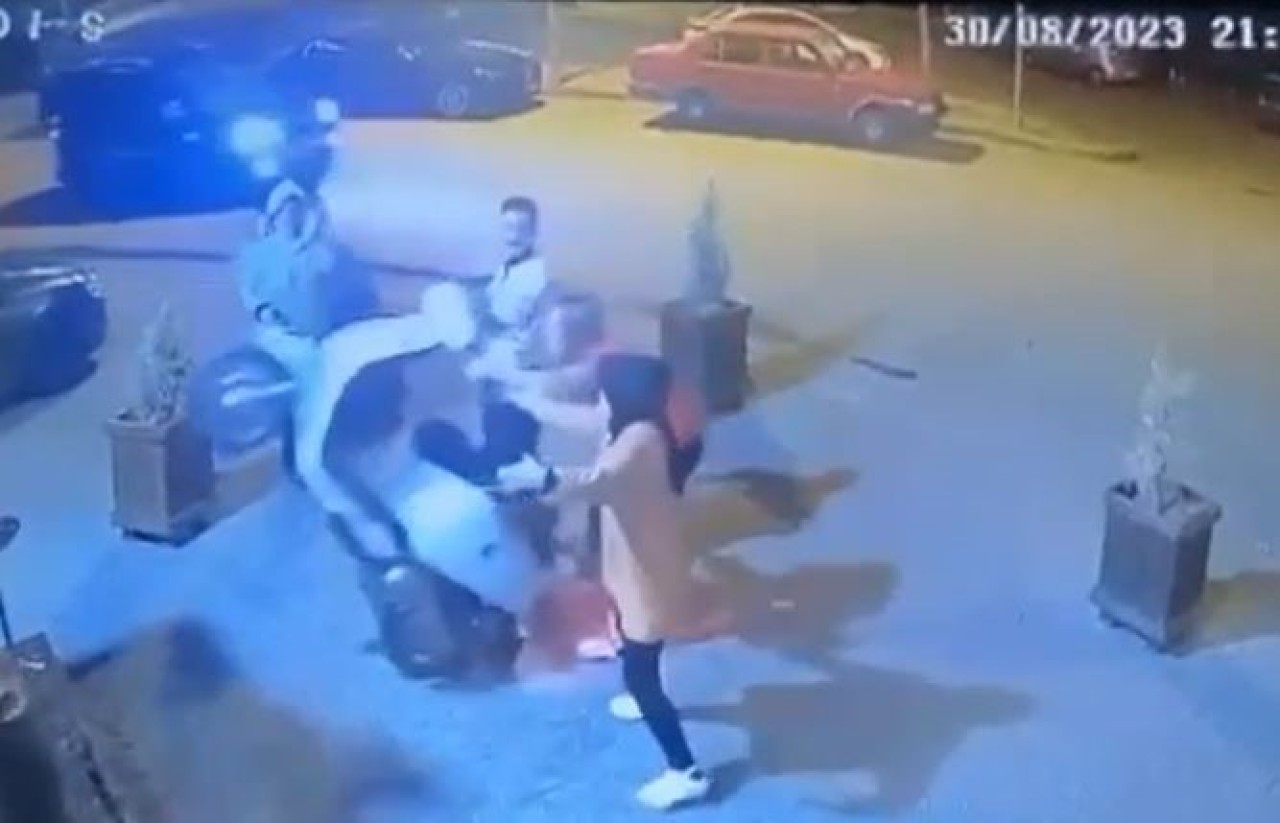 Ne motosikletten vazgeçti,  ne de çaydan