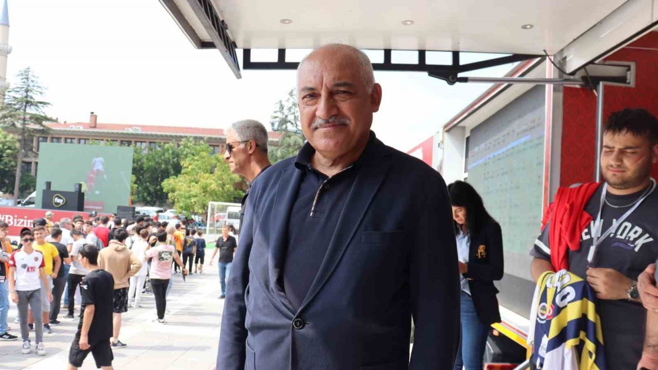 TFF Başkanı Büyükekşi’den maç öncesi forma çağrısı