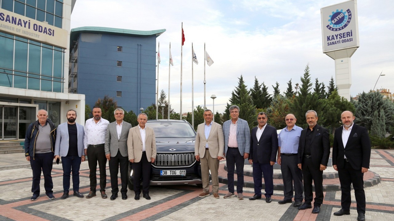 Türkiye’nin ilk yerli otomobili Togg,  KAYSO’ya teslim edildi