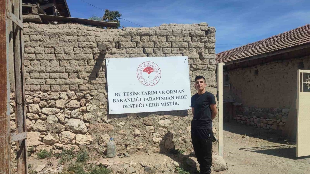 Uzman Eller Projesi çiftçisine hayvanları teslim edildi
