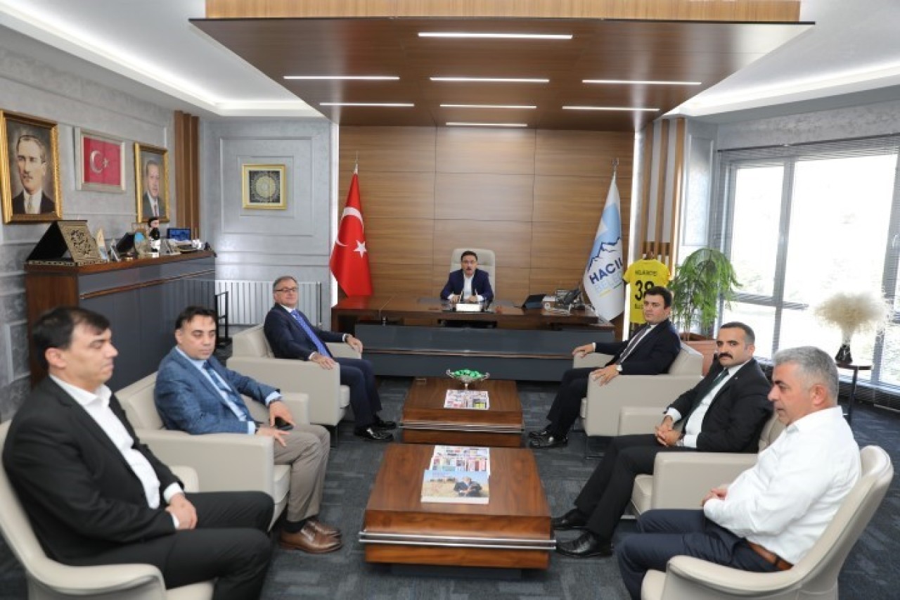 Vali Çiçek,  ilçe ziyaretlerine devam ediyor