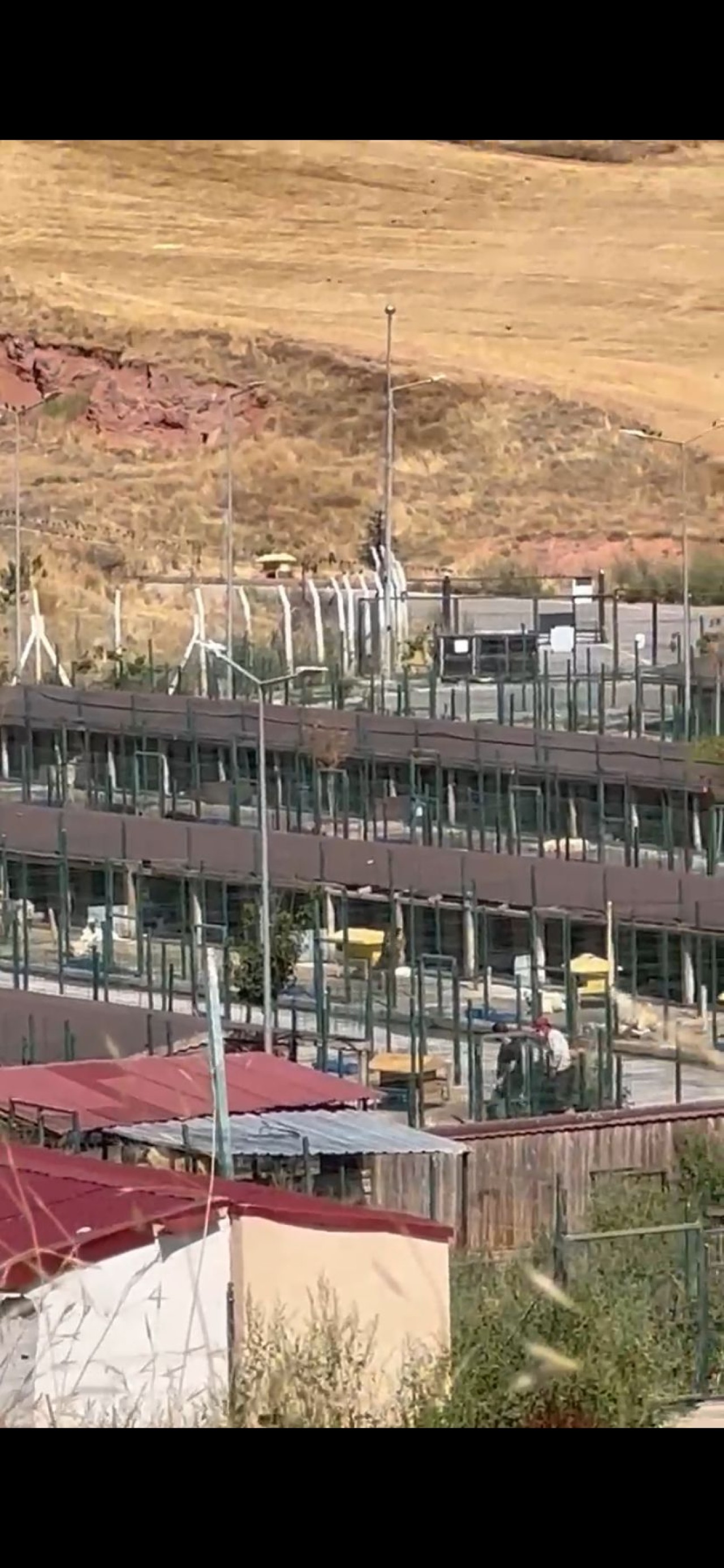 BARINAKTA NELER OLUYOR?