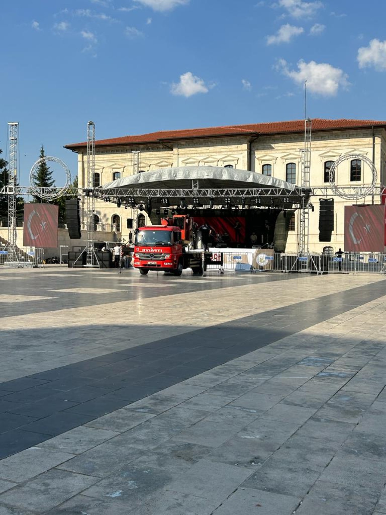 SİVAS KONSERE HAZIR