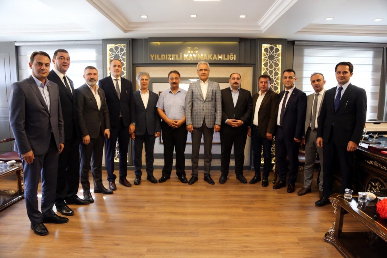 “İLÇELERİMİZLE BİRLİKTE BÜTÜN HALİNDE KALKINACAĞIZ”