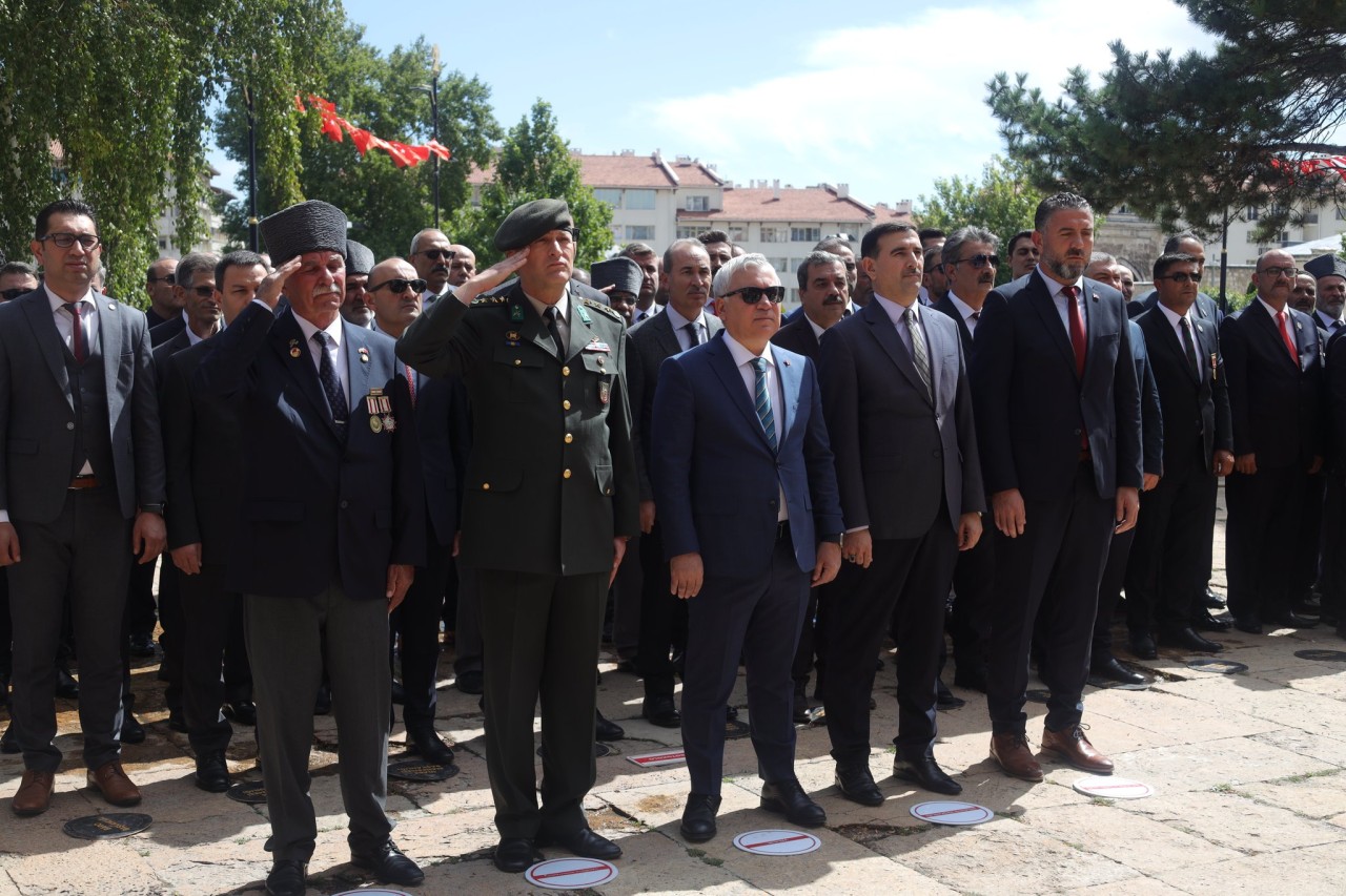 TÖREN DÜZENLENDİ