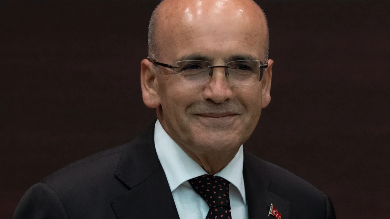 “KREDİYİ CİDDİ ANLAMDA SINIRLANDIRACAĞIZ”