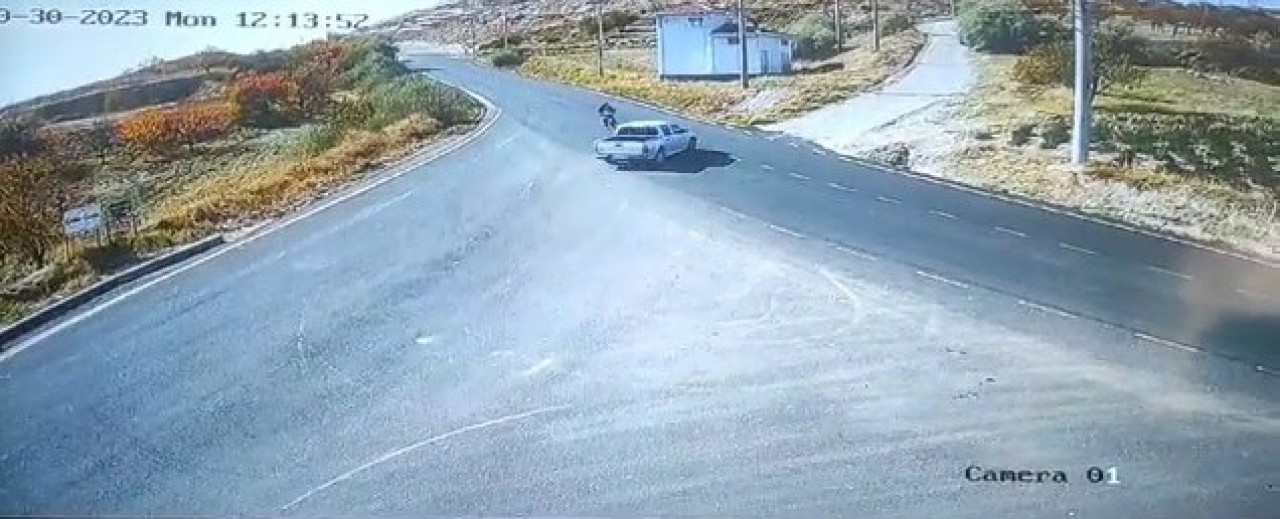 Dikkatsiz sürücü kazaya neden oldu