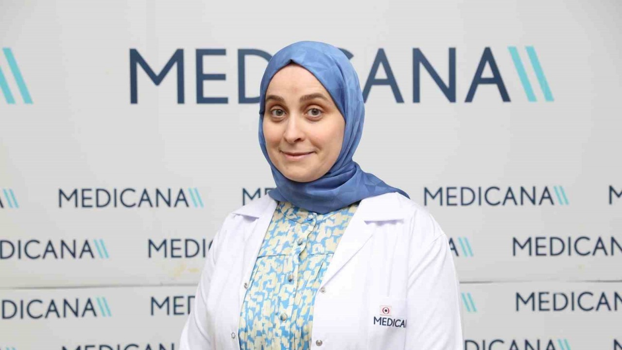 Doğum Uzmanı Dr. Tuğba Sekmenli Tursun: "İdrar kaçırma sorunu normal karşılanmamalı"