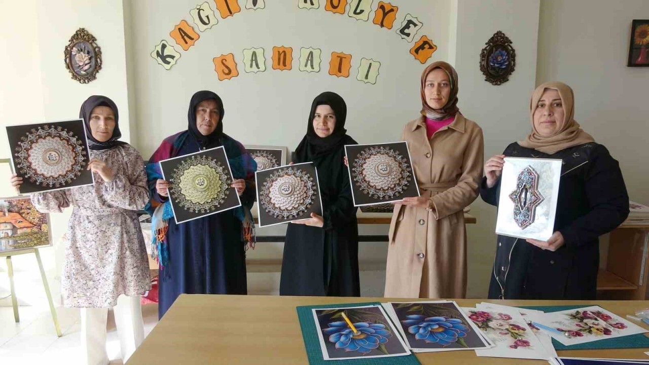 Kadınlar,  3 boyutlu tablolarla bütçelerine katkı sağlıyor