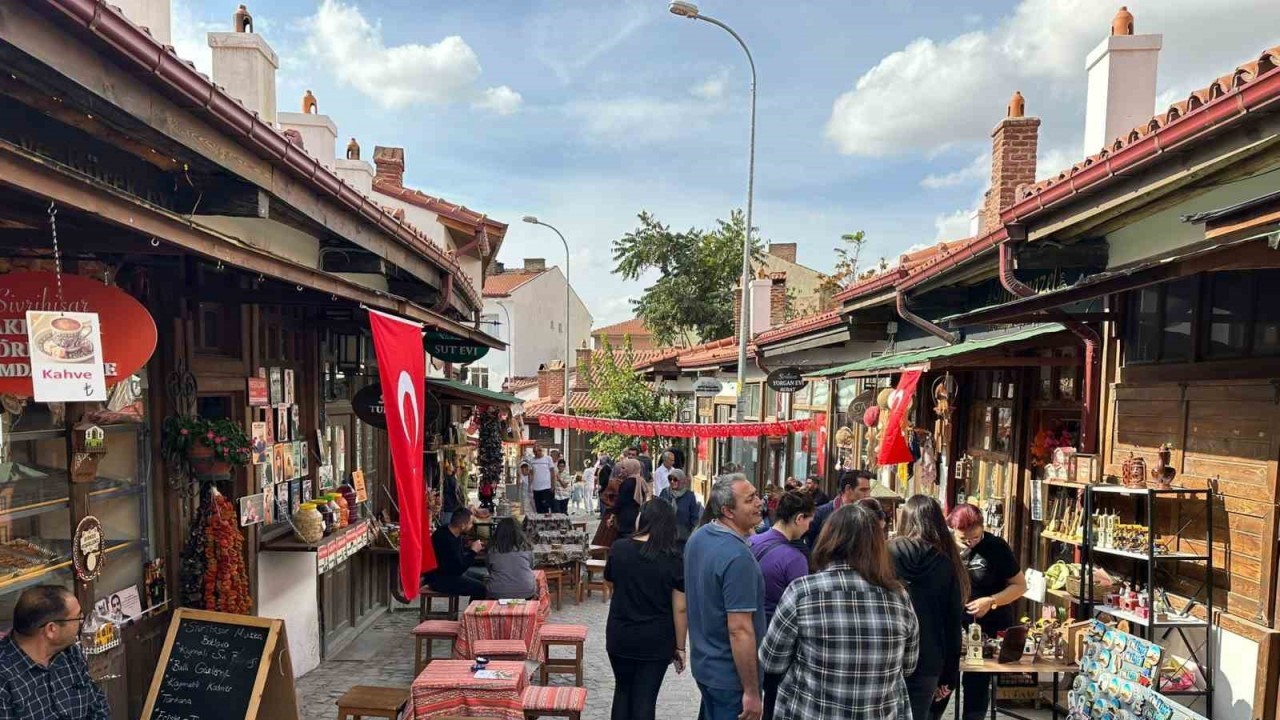 Bozkırın incisi Sivrihisar parlamaya devam ediyor