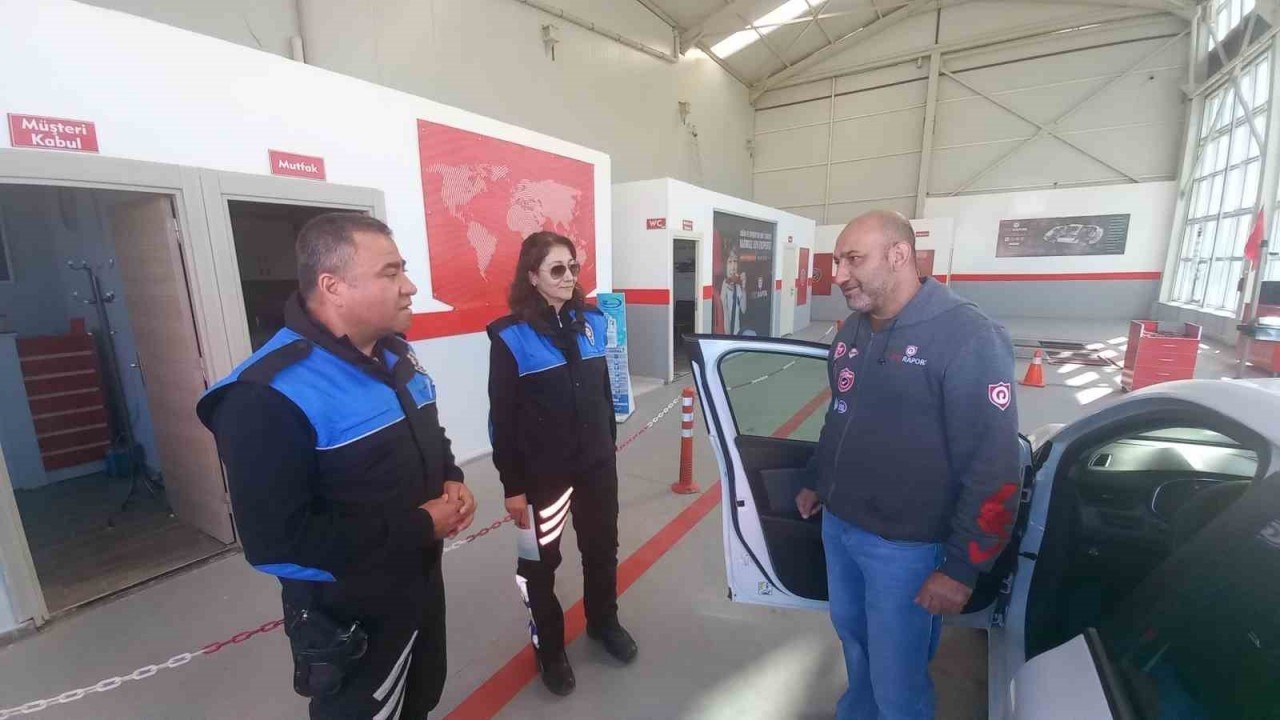 Emniyetin bilgilendirmeleri sonuç verdi,  esnaf otomobil alımında dolandırılmayı önledi