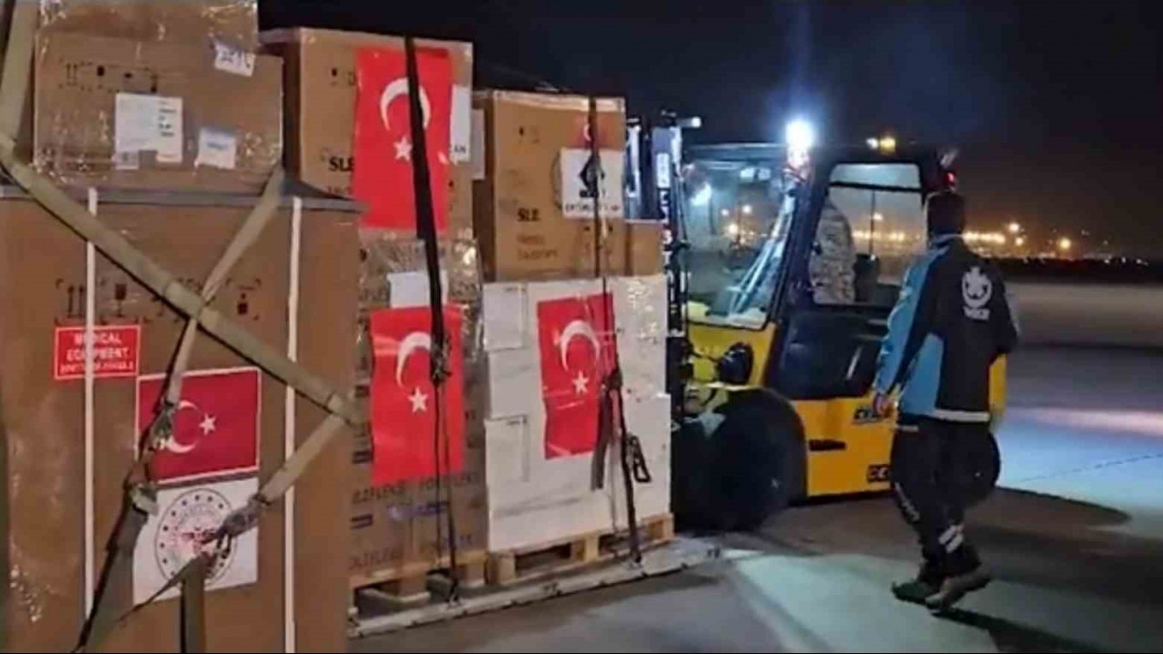Kayseri'den Gazze'ye Yardım Uçağı Havalandı