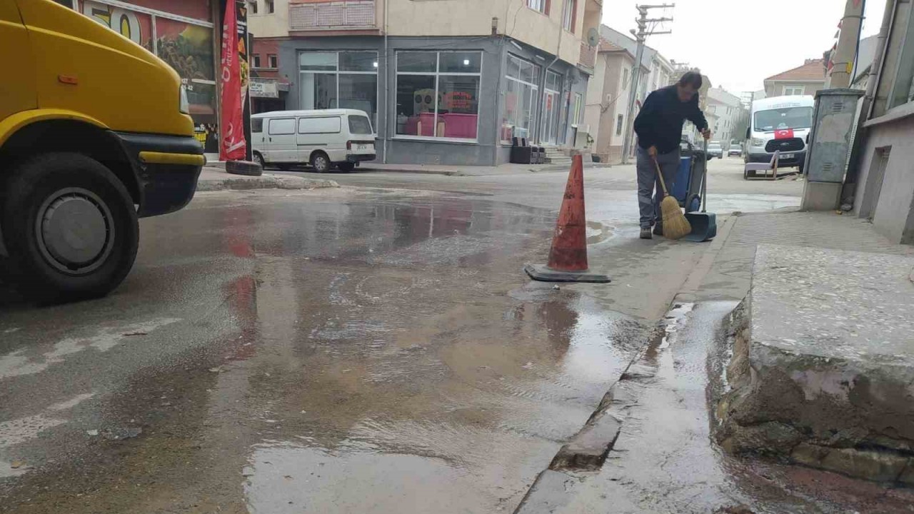 Sular boşa akıyor ESKİ sıraya alıyor