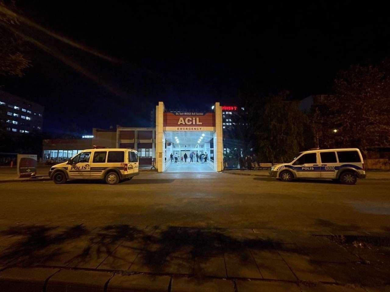 Bıçaklı Kavgada 2 Kişi Yaralandı