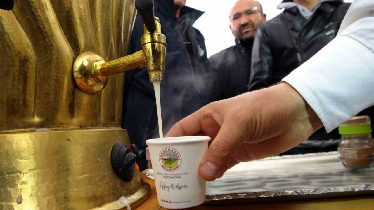 Gastronomi Günleri'nde Salep İkram Edildi