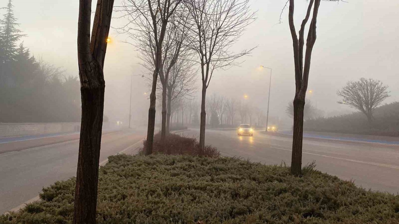 Konya Sis İçinde Kaldı