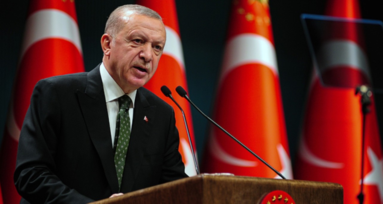 Cumhurbaşkanı Erdoğan,  AK Parti programı sırasındaki silahlı saldırıyı kınadı