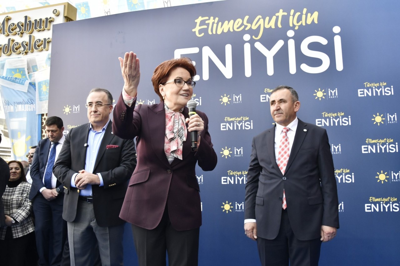 Akşener: "MHP'ye ve Genel Başkanına Saygısızlık Yapmadık"