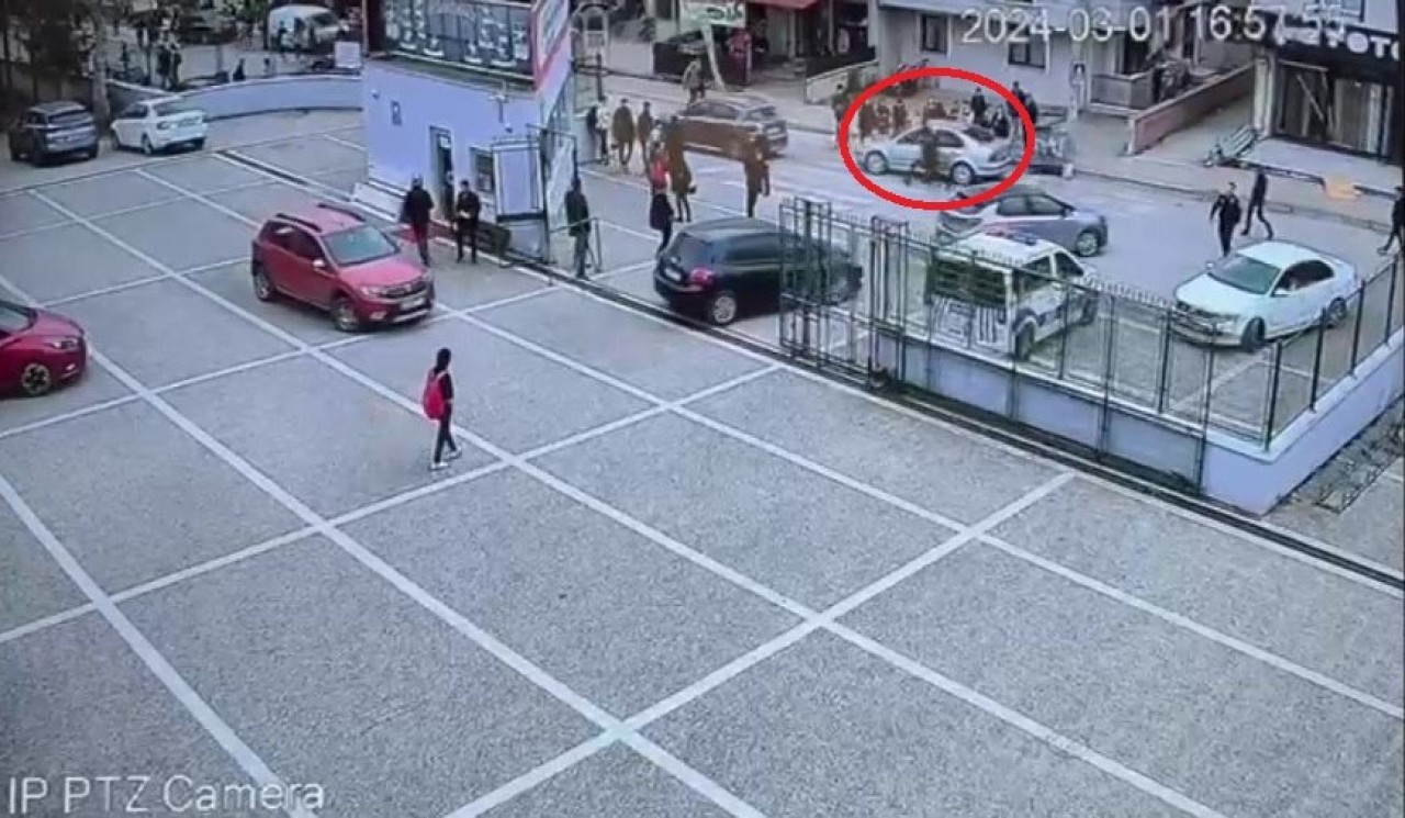 Kocaeli'de Ehliyetsiz Sürücü Polisi Sürükledi! Görüntüler İsyan Ettirdi