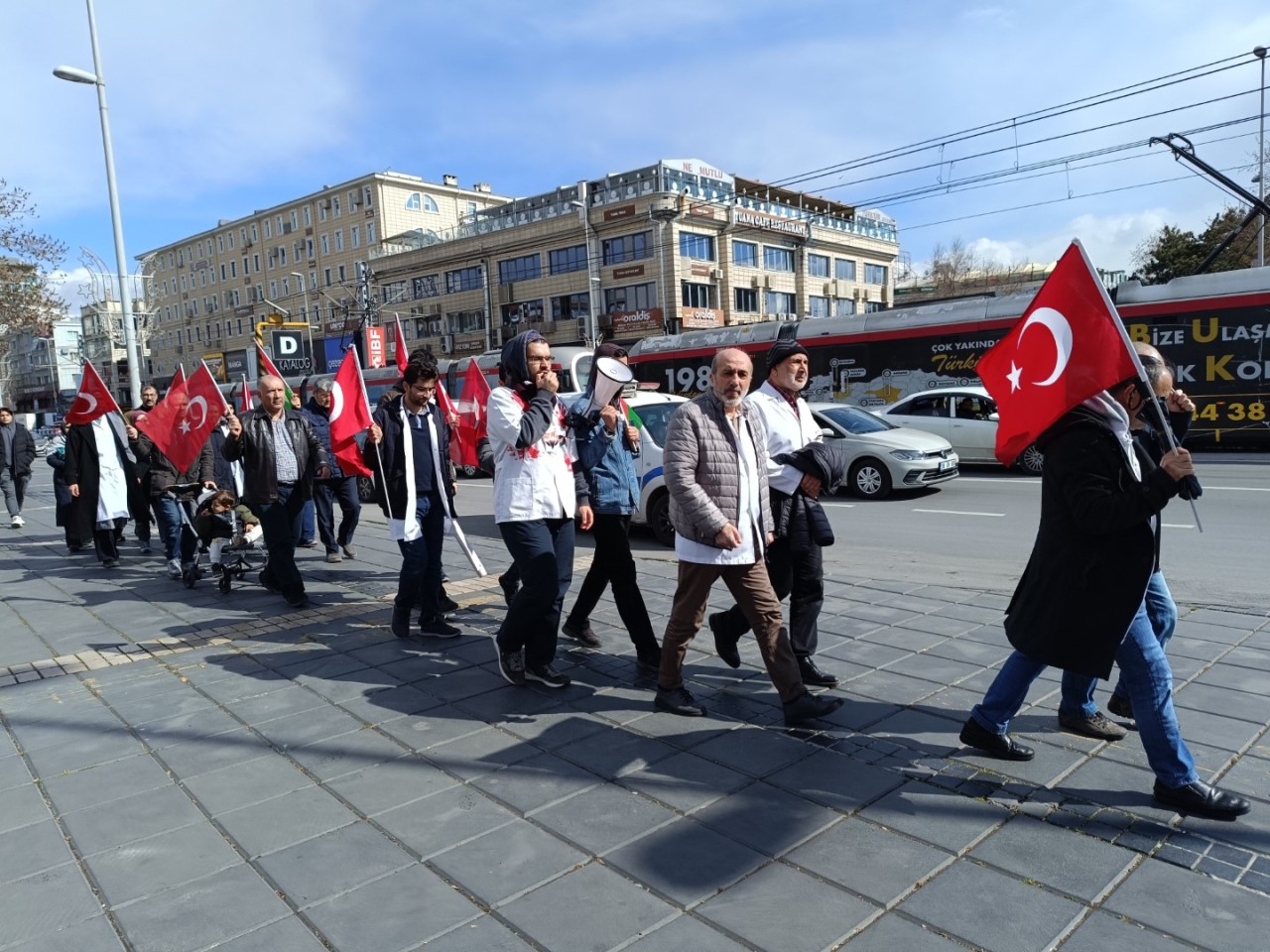 Kayserili Hekimlerden İsrail'e Tepki: "Boykot Zulmü Durduracak Güçte!"