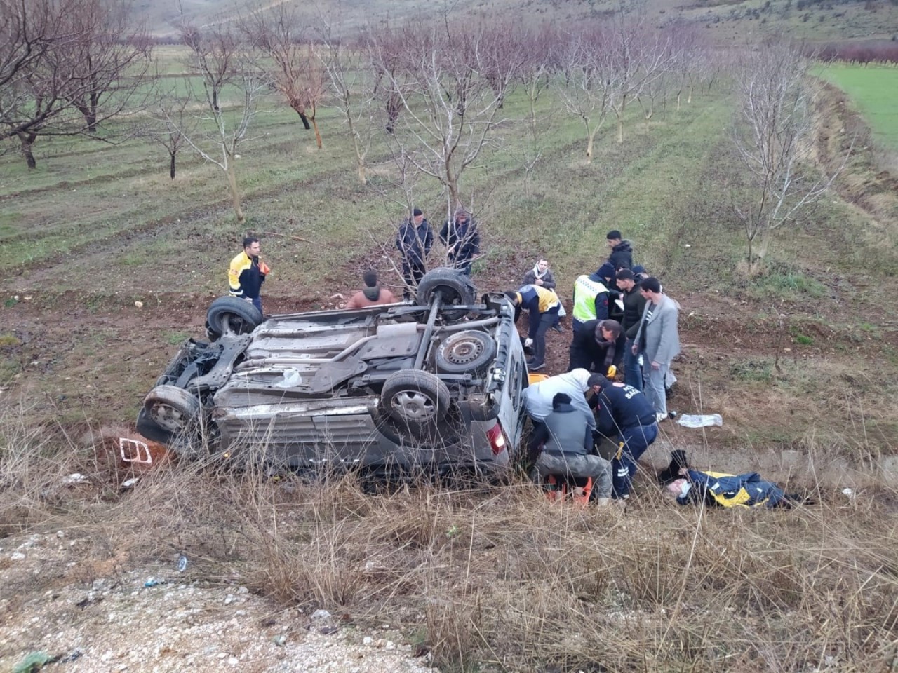 Malatya'da Şarampole Uçan Otomobilde Dehşet Anları: 8 Yaralı