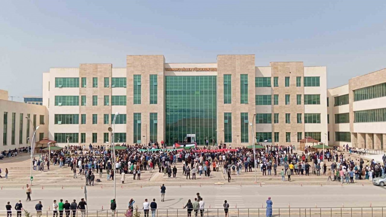 Kırşehir Ahi Evran Üniversitesi Öğrencileri ve Akademisyenleri Gazze'ye Destek Veriyor!