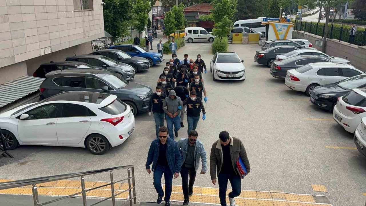 Dikkat Dolandırıcılık! Ucuza Şeker ve Yağ Vaadiyle Dolandırıcılık Çetesi Çökertildi
