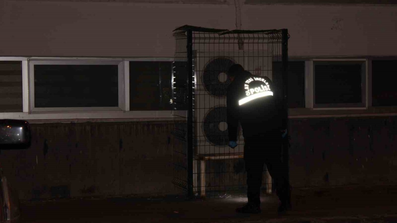 Kayseri Kocasinan'da Silahlı ve Bıçaklı Kavga: 2 Yaralı!