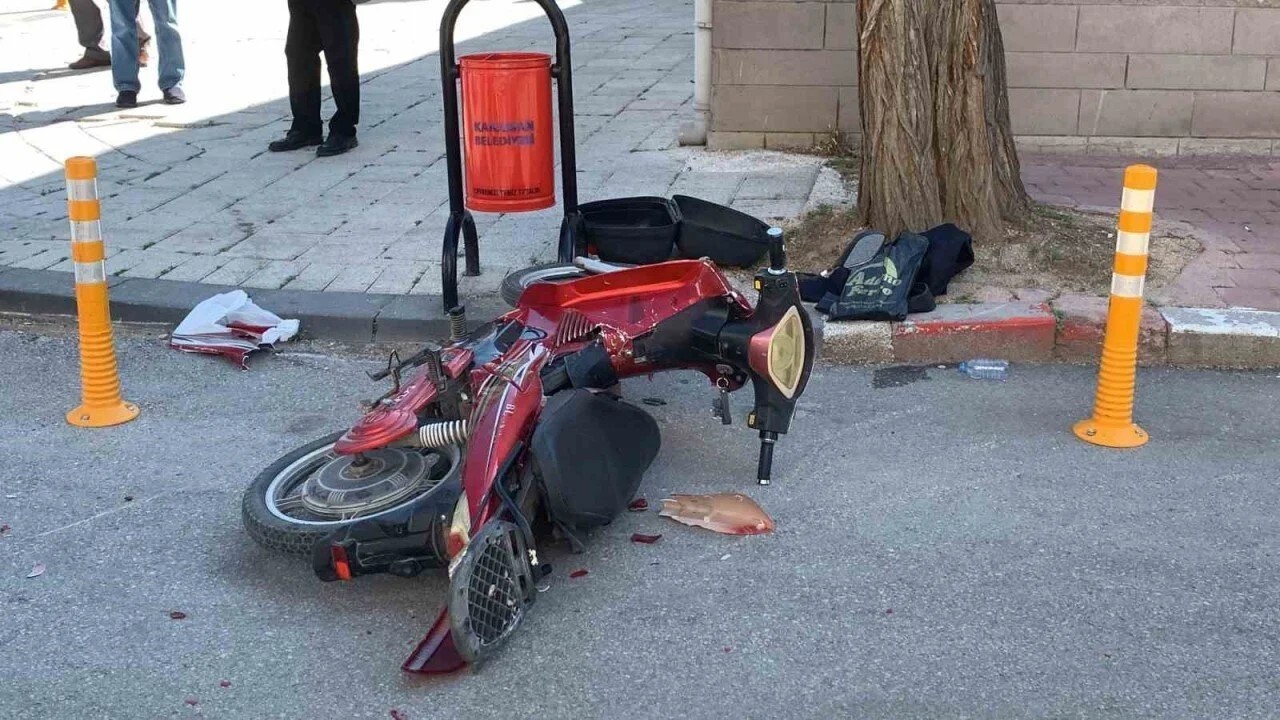 Karaman'da Elektrikli Bisiklet Kazası: 2 Yaralı
