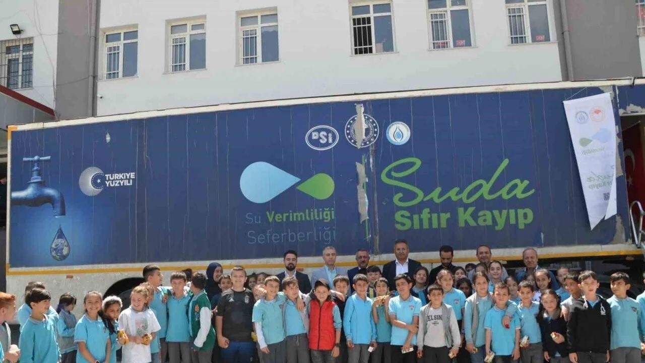 Su Verimliliği Seferberliği Farkındalık Tırı Niğde'de Öğrencileri Bilinçlendirdi