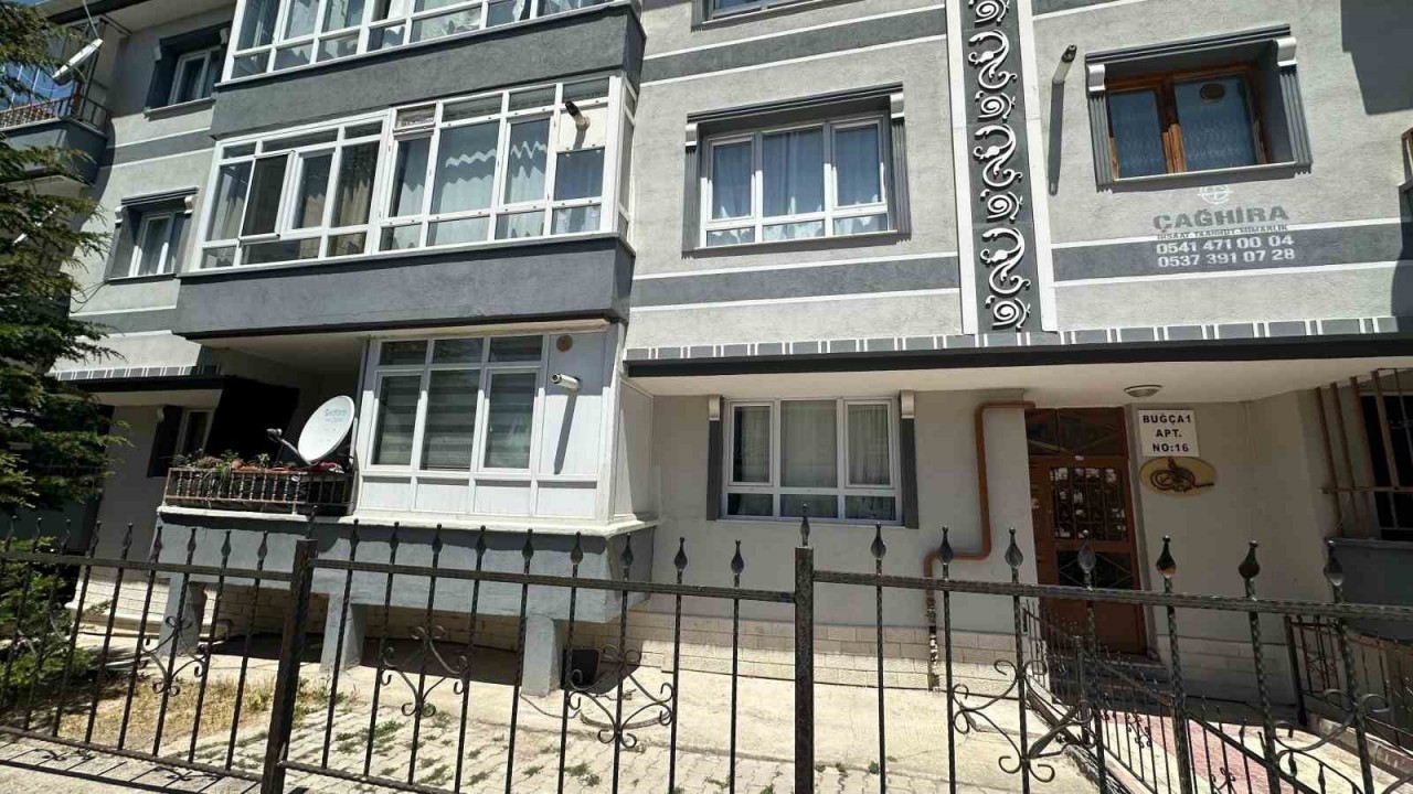 Ankara'da Uyuşturucu Etkisindeki Baba Ailesine Saldırdı: 6 Aylık Bebek Yoğun Bakımda!