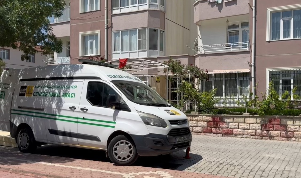 Konya'da Apartman Bahçesinde Ölü Bulunan Kadının Kız Kardeşi de İntihar Etmiş!