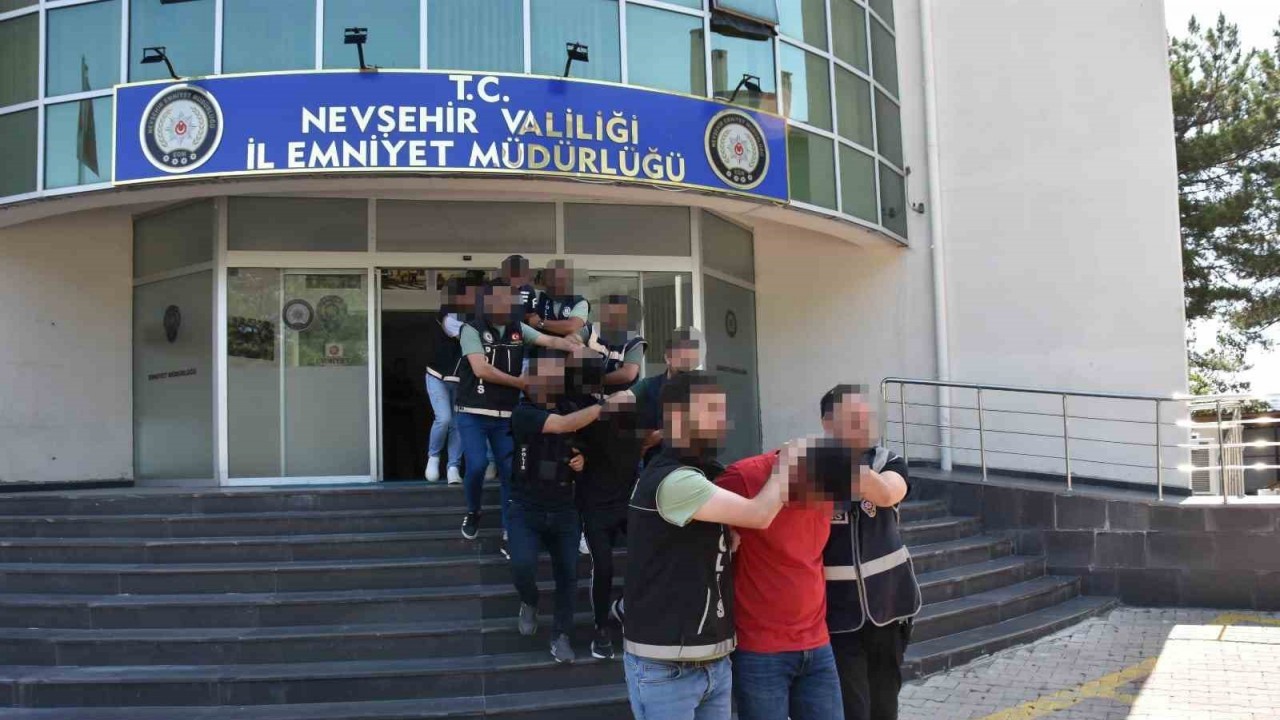 Nevşehir'de Uyuşturucu Operasyonu: 16 Adrese Eş Zamanlı Baskında 5 Kişi Tutuklandı