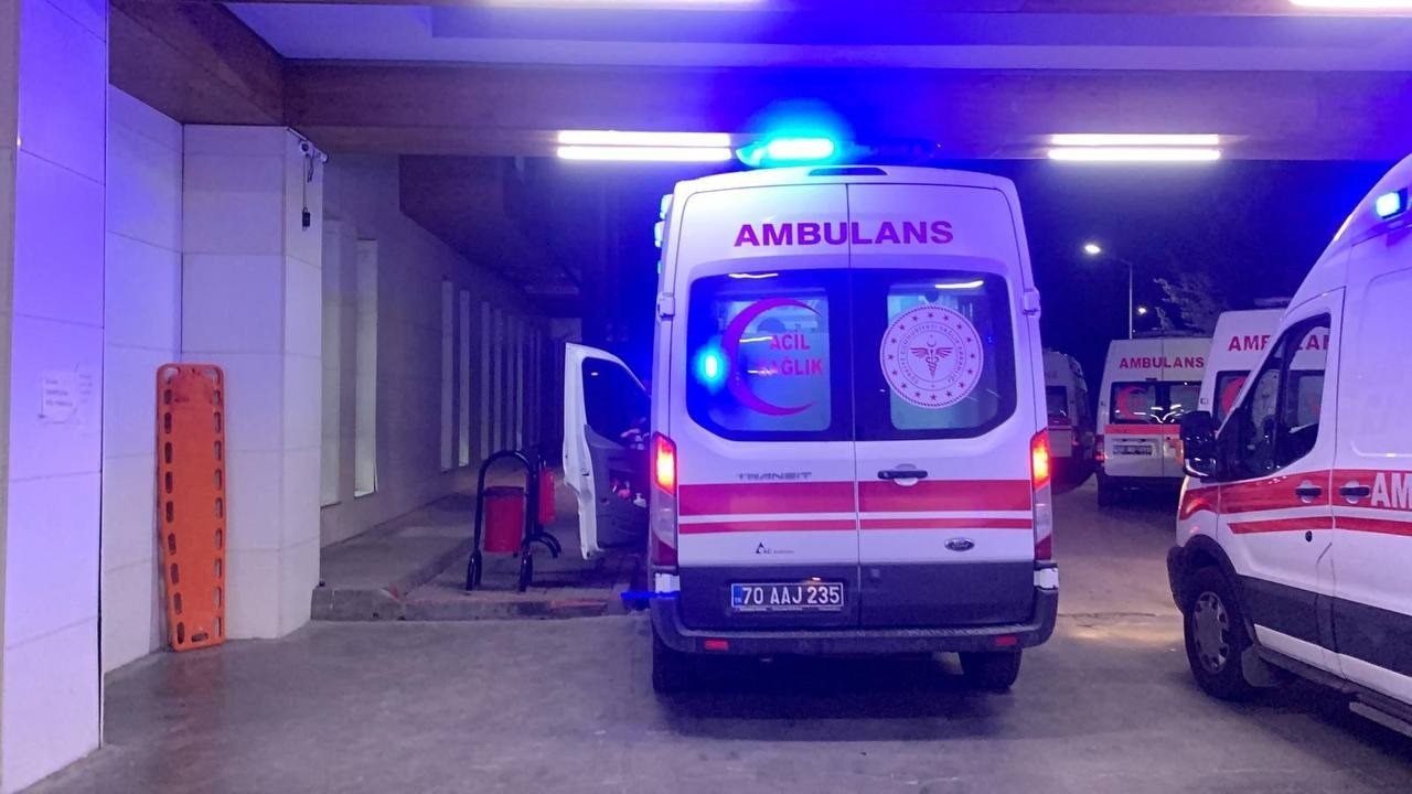 17 Yaşındaki Genç Kalbinden Bıçaklandı