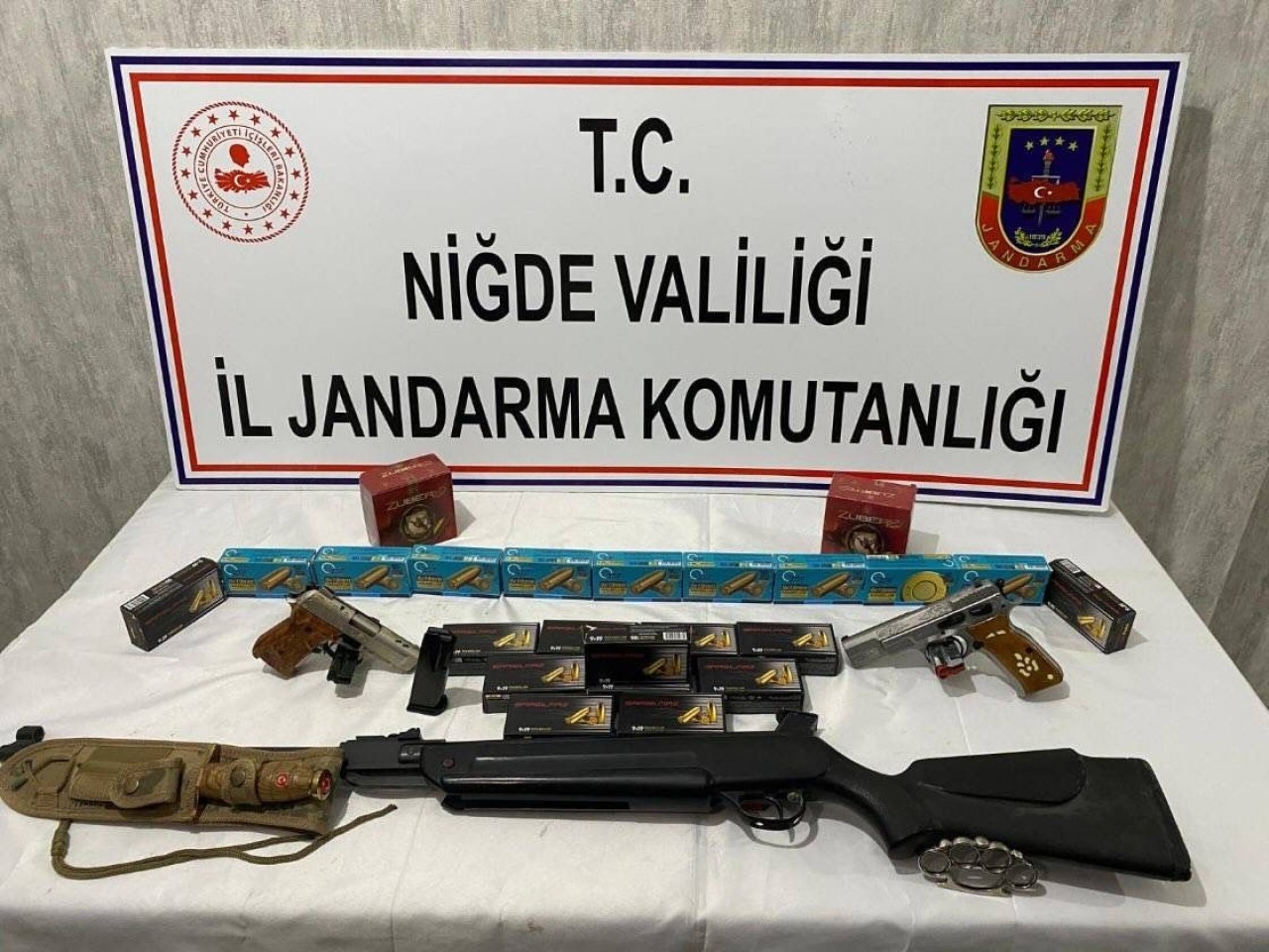 Balkondan Ateş Eden 3 Kişi Gözaltına Alındı