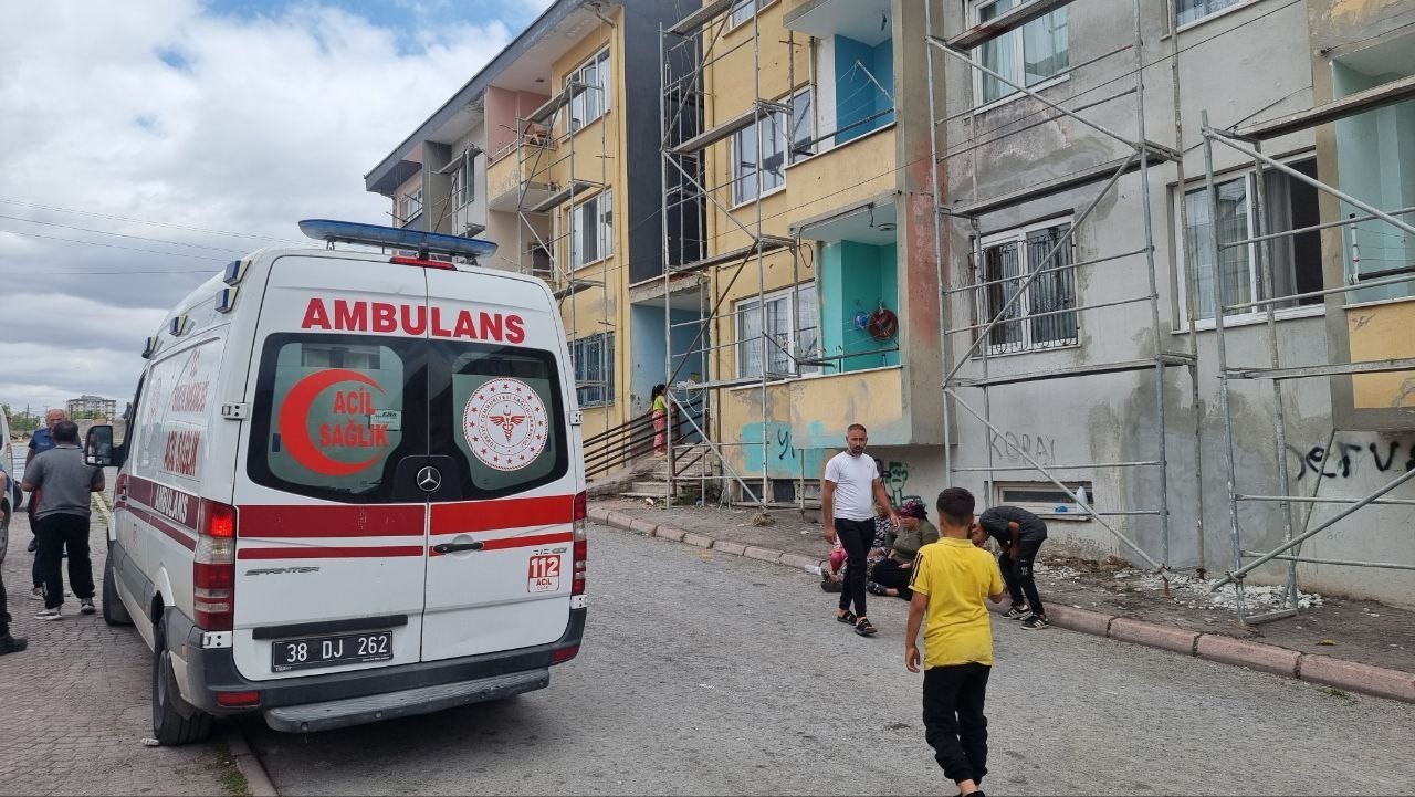 Kayseri'de 1, 5 Yaşındaki Bebek Evde Ölü Bulundu