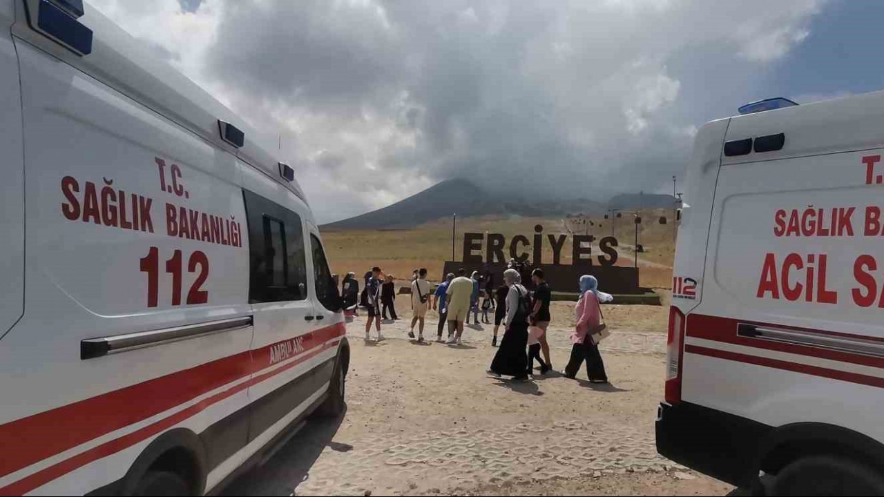 Yürüyüş Yapan Dağcı Grubu Kaza Geçirdi