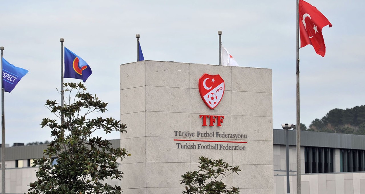 Sivasspor,  Fransız Savunmacıyı Sessiz Sedasız TFF'ye Bildirdi