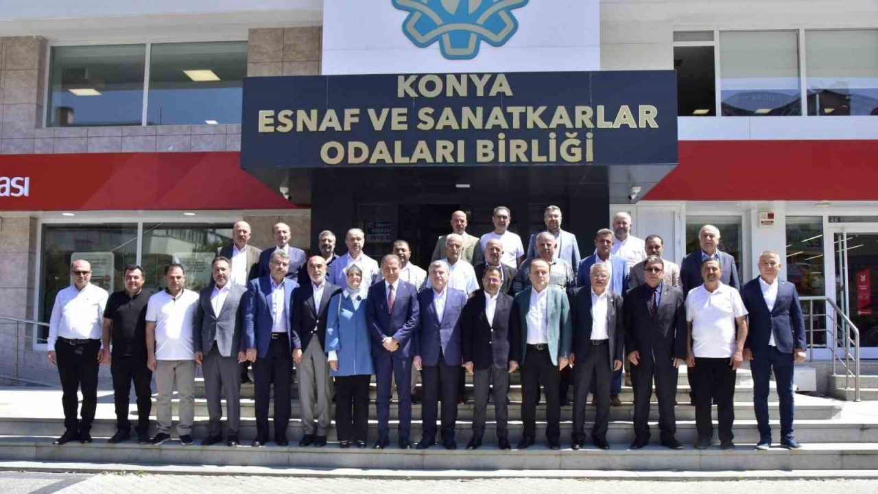 AK Parti Konya Heyeti,  Esnaf Temsilcileriyle Bir Araya Geldi