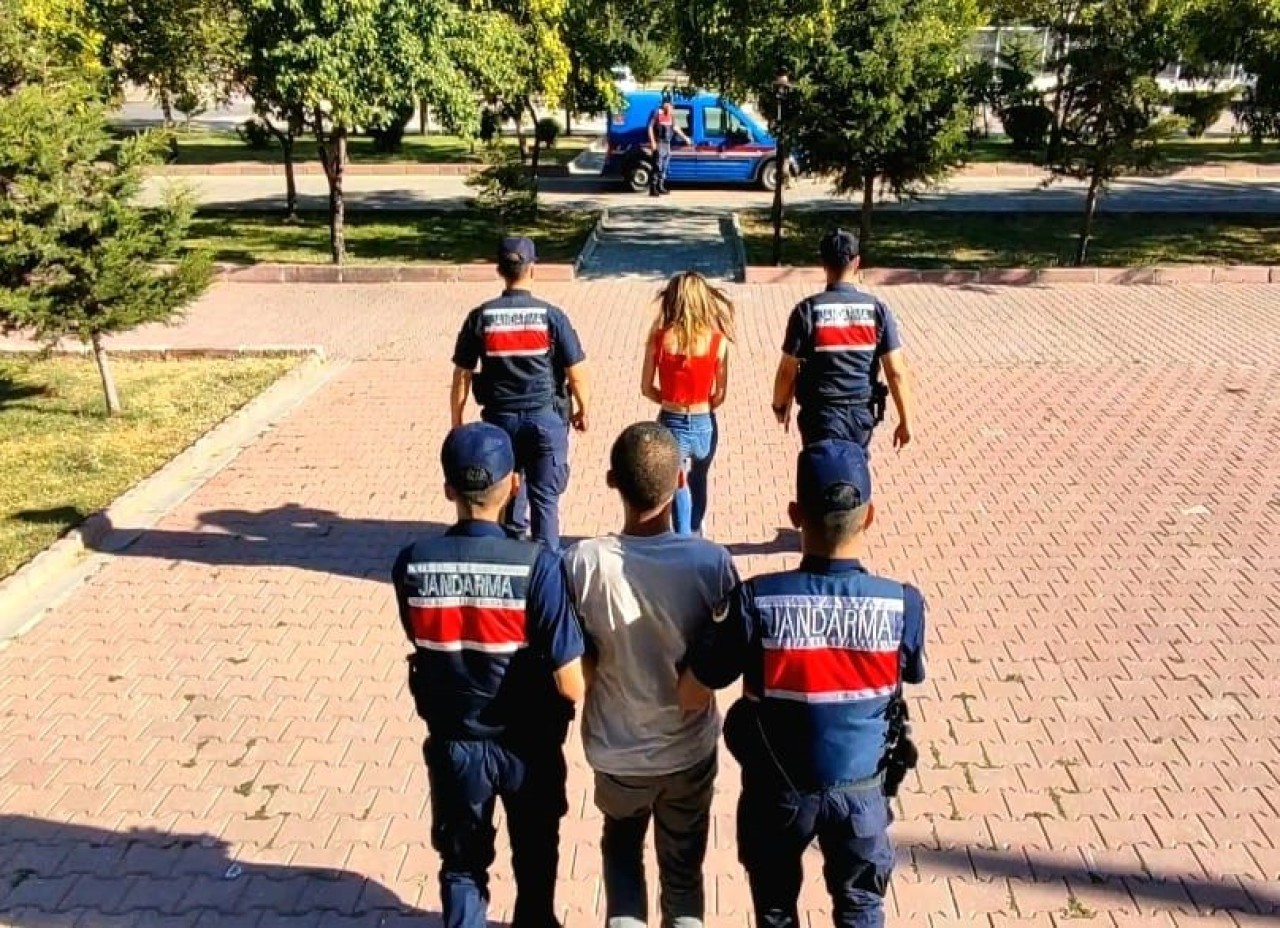 Aksaray'da Uyuşturucu Operasyonu: 2 Şüpheli Tutuklandı