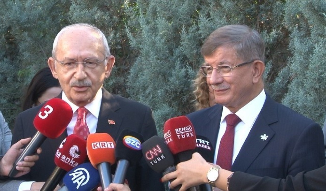 Davutoğlu’ndan Kılıçdaroğlu’na Ziyaret Merak Uyandırdı!